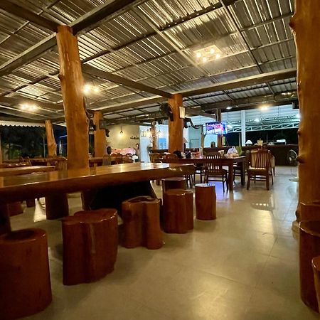 The Camper Lodge Khao Sok Ban Bang Bon Екстериор снимка