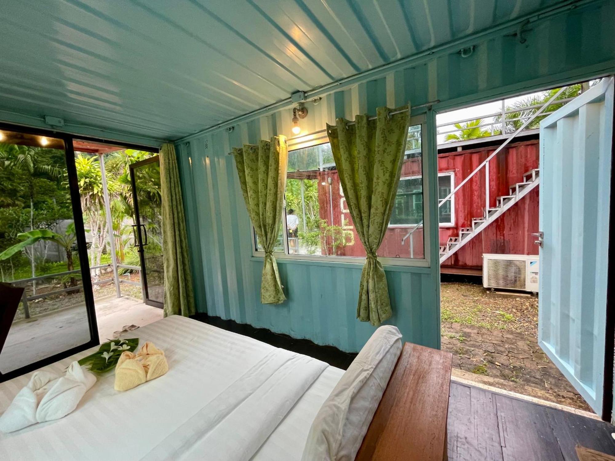 The Camper Lodge Khao Sok Ban Bang Bon Екстериор снимка